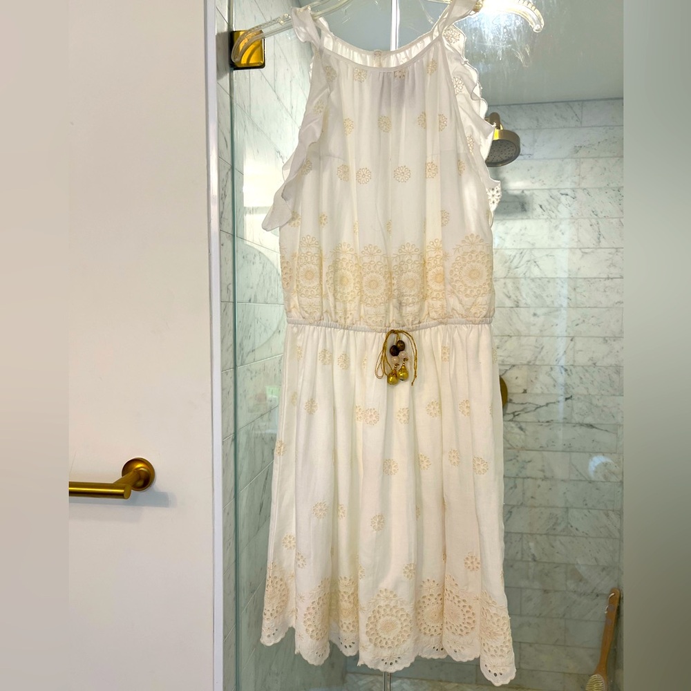 Bell by Alicia bell embroidered dress. Size small